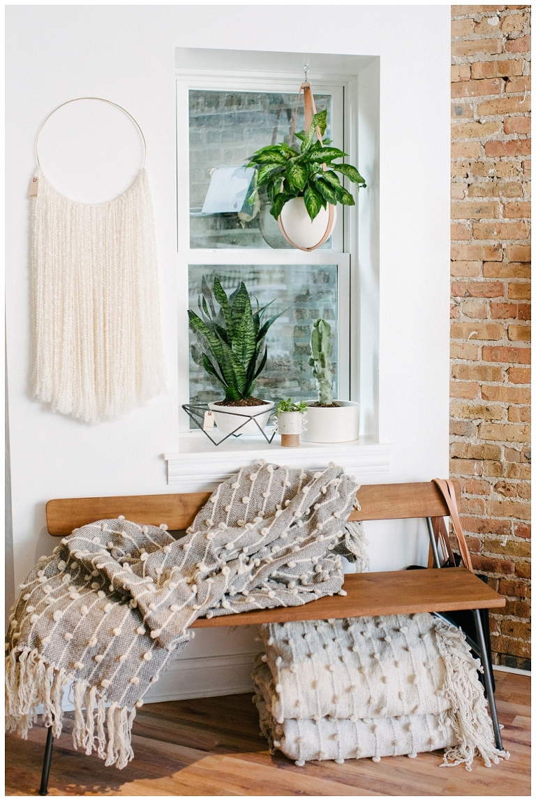 Gather Home + Lifestyle Shop Wicker Park Chicago Photos by Jasmine Pulley on wildlyspun.com -4