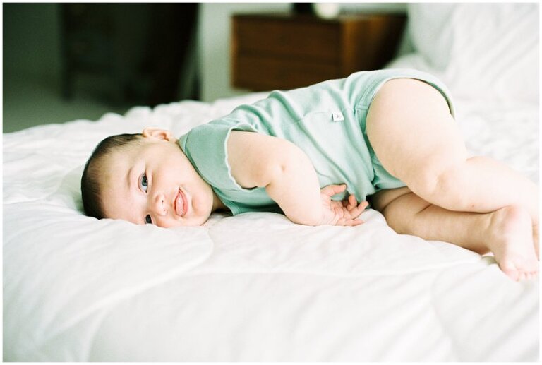 West Town, Chicago family in home photography session