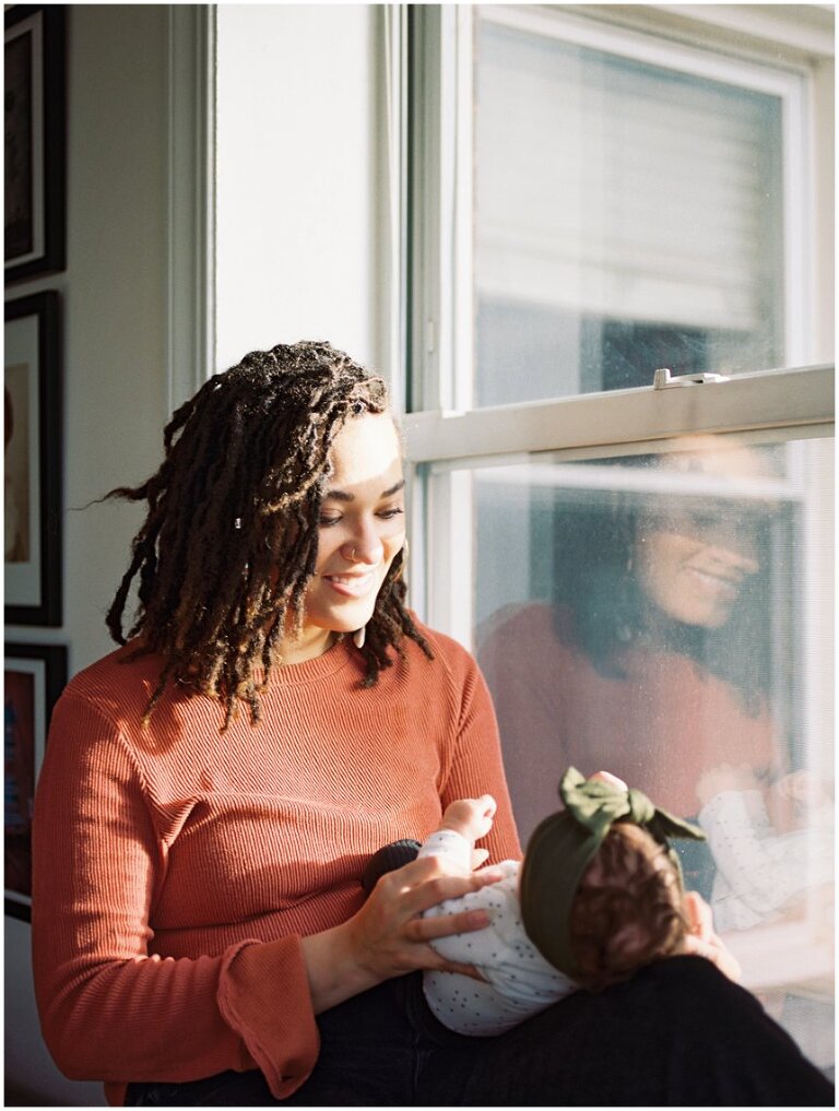 Logan Square, Chicago family in home photography session