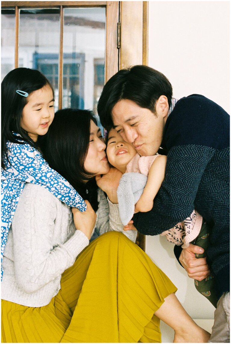 Albany Park, Chicago family in home photography session